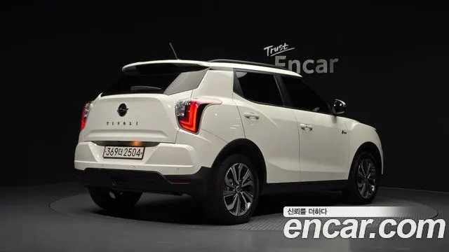 KGM VERY NEW TIVOLI 2021