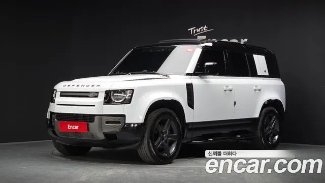 LAND ROVER DEFENDER 2024