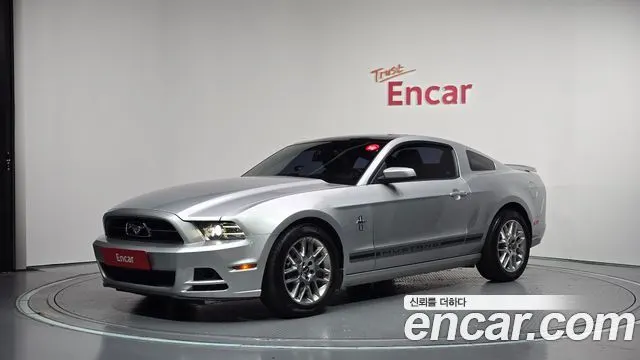 FORD MUSTANG 2014