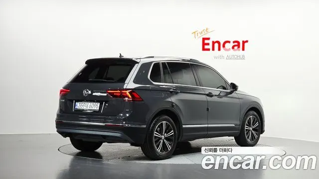 VOLKSWAGEN TIGUAN 2020