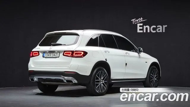 MERCEDES-BENZ GLC-CLASS X253 2021