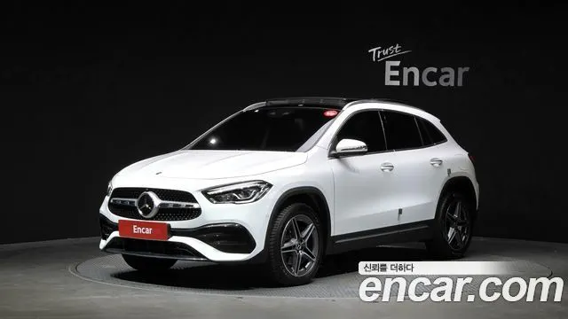 MERCEDES-BENZ GLA-CLASS H247 2023