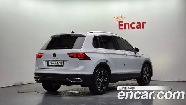 VOLKSWAGEN TIGUAN 2021