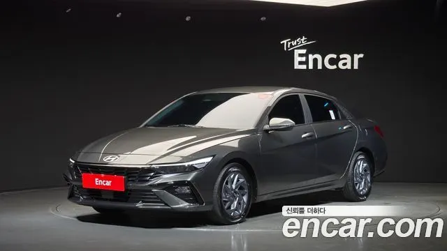 HYUNDAI AVANTE HYBRID 2024