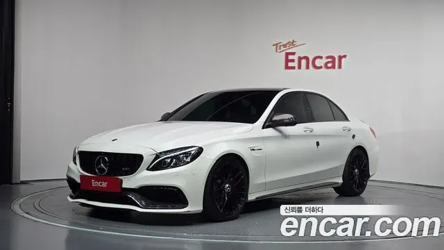 MERCEDES-BENZ C-CLASS W205 2016