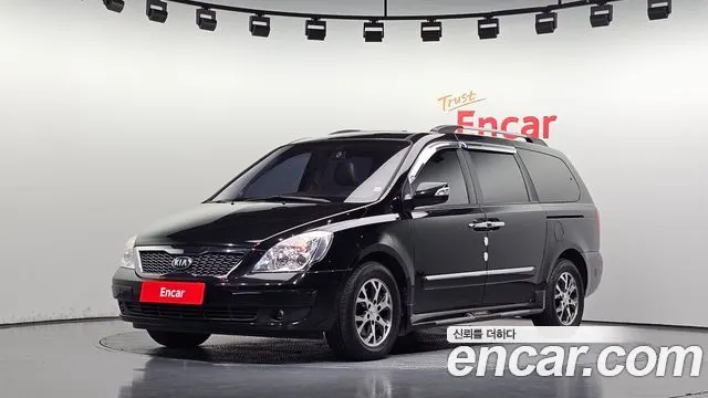 KIA CARNIVAL R 2014
