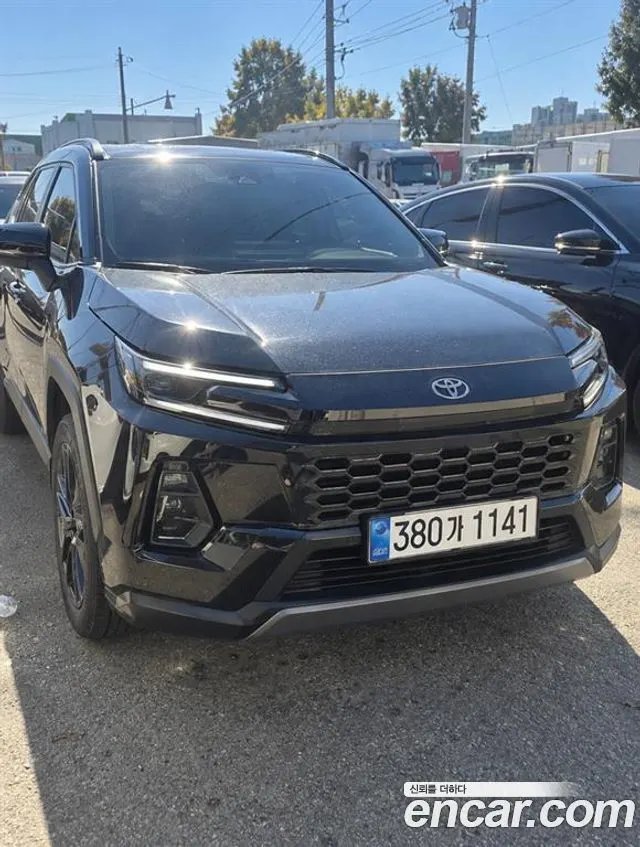 TOYOTA RAV4 2026