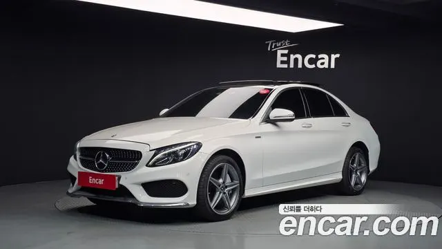 MERCEDES-BENZ C-CLASS W205 2018