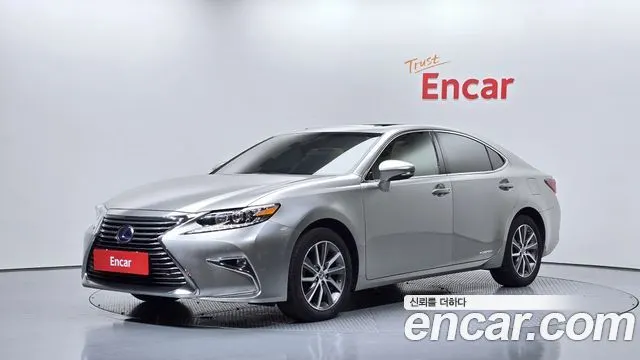 LEXUS ES300H — из Кореи под ключ