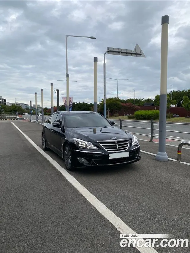 HYUNDAI GENESIS 2014
