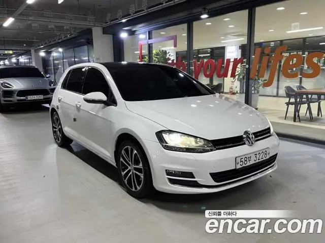 VOLKSWAGEN GOLF 2014