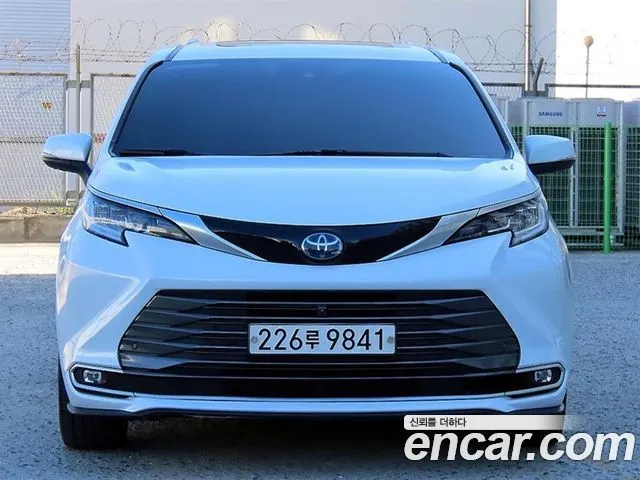 TOYOTA SIENNA 2022
