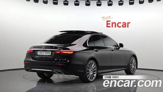 MERCEDES-BENZ E-CLASS W213 2022