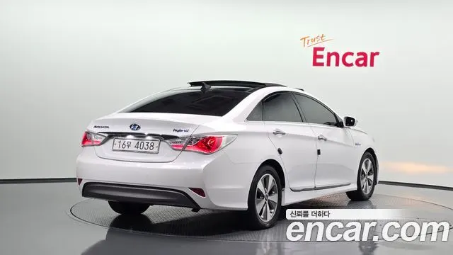 HYUNDAI SONATA HYBRID 2012