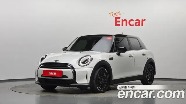 MINI COOPER 2024