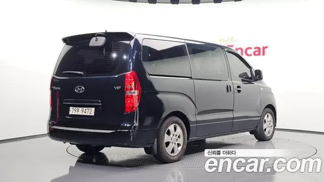 HYUNDAI GRAND STAREX 2019
