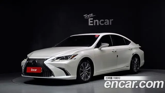 LEXUS ES300H — из Кореи под ключ