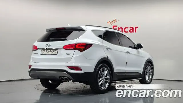 HYUNDAI SANTA FE 2018