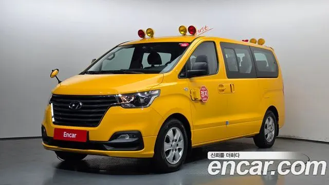 HYUNDAI GRAND STAREX 2019