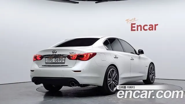 INFINITI Q50 2016