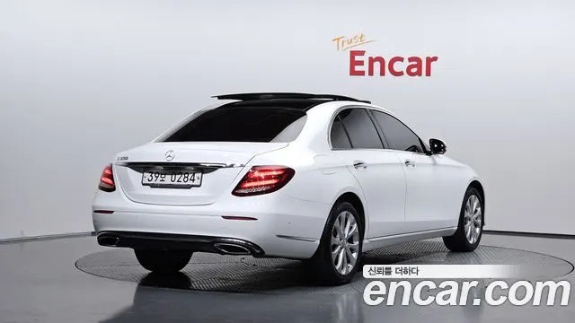 MERCEDES-BENZ E-CLASS W213 2017