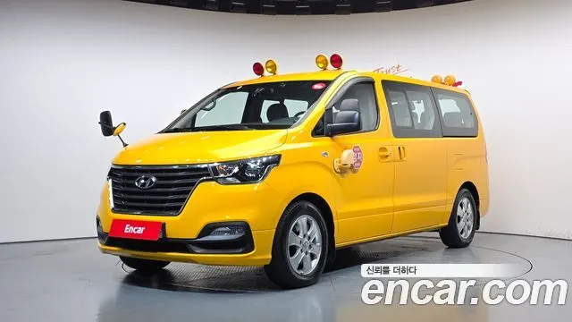 HYUNDAI GRAND STAREX 2019