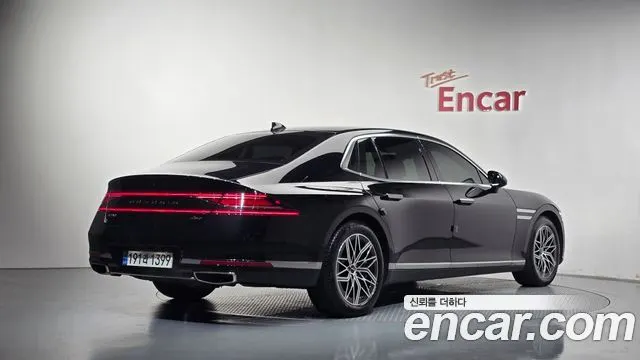 GENESIS G90 2023