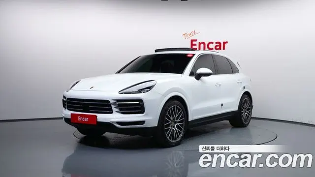 PORSCHE CAYENNE 2022