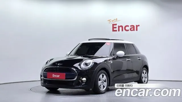 MINI COOPER D 2016