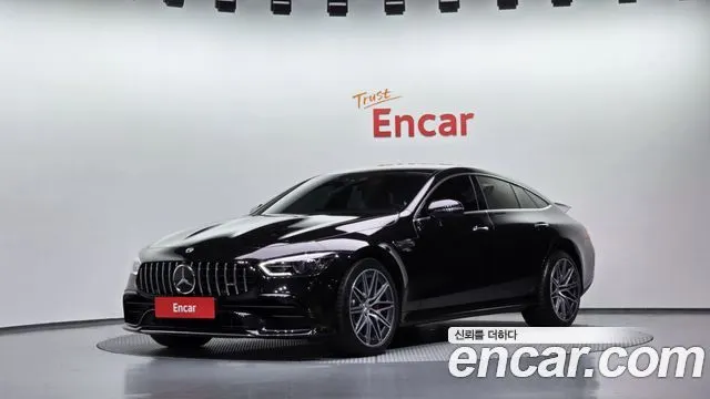 MERCEDES-BENZ AMG GT 2023