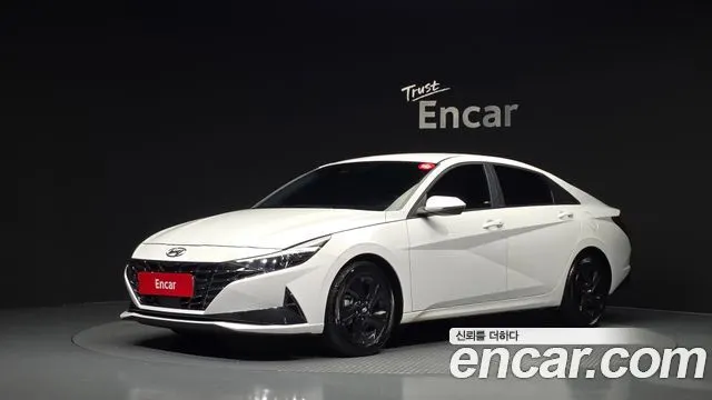 HYUNDAI AVANTE HYBRID 2023