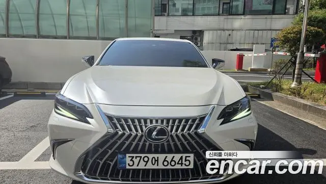LEXUS ES300H — из Кореи под ключ
