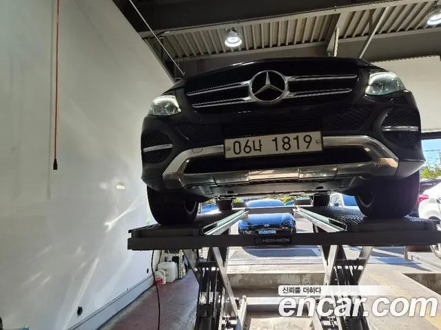 MERCEDES-BENZ GLE-CLASS W166 2018