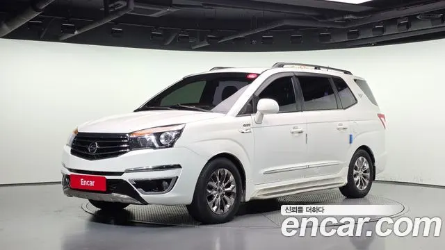 KGM KORANDO TURISMO 2017