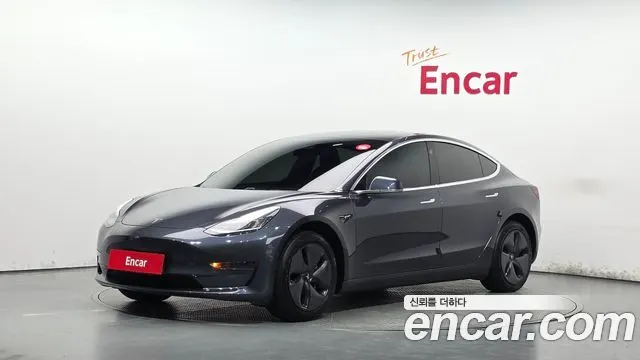 TESLA MODEL 3 2020