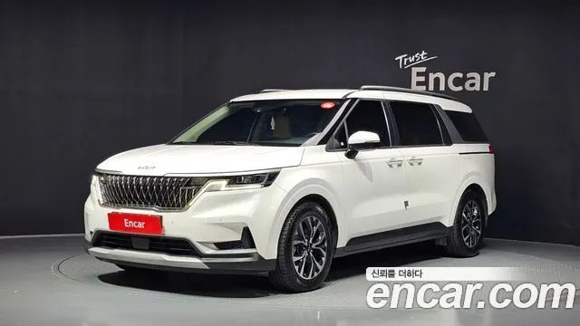 KIA CARNIVAL 2023