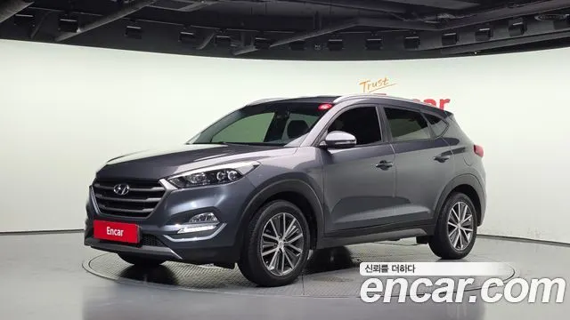 HYUNDAI TUCSON 2016 — из Кореи под ключ