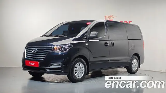 HYUNDAI GRAND STAREX 2021