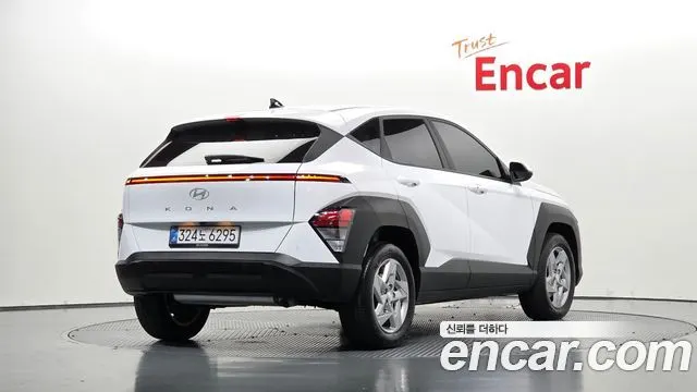 HYUNDAI KONA 2025