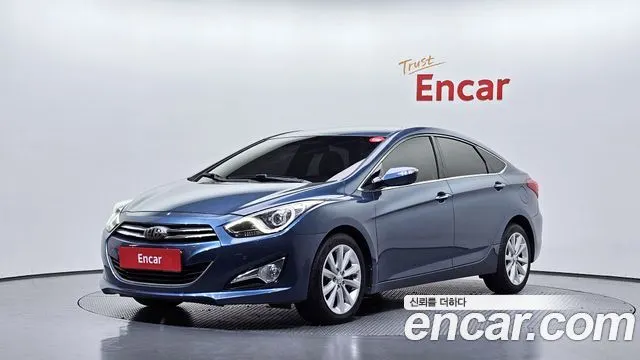 HYUNDAI I40 SALOON 2012 — из Кореи под ключ