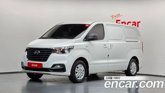 HYUNDAI GRAND STAREX 2019