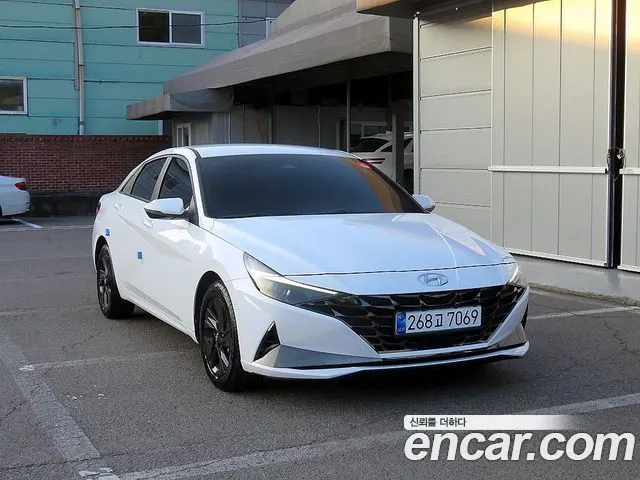 HYUNDAI AVANTE HYBRID 2023