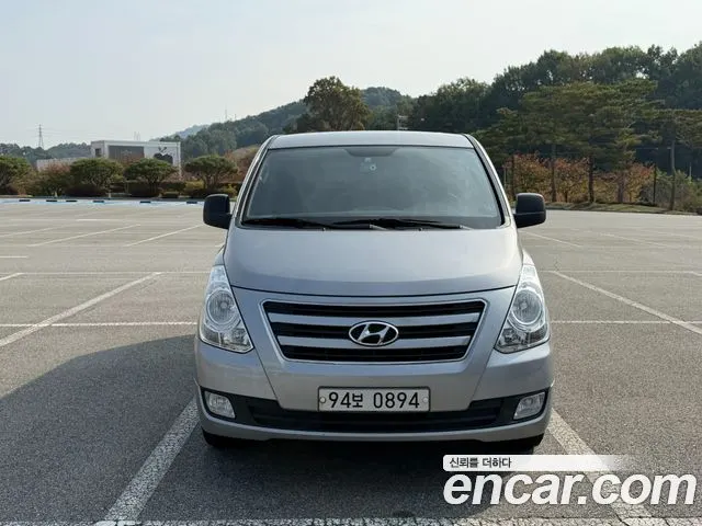 HYUNDAI GRAND STAREX 2018