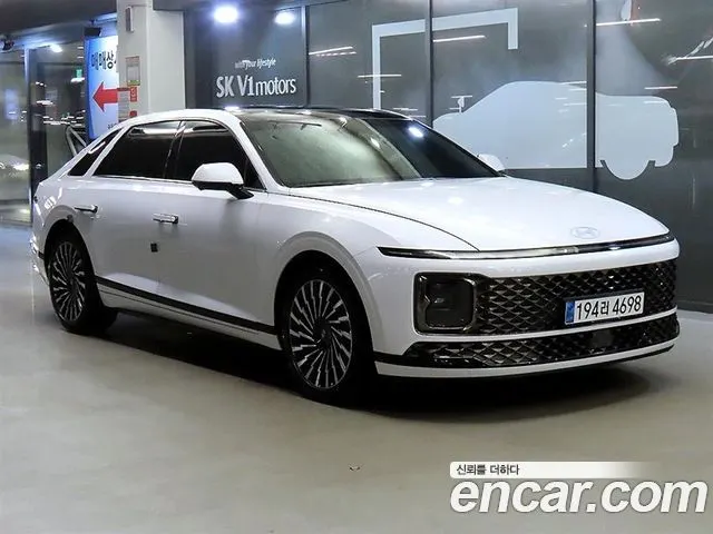 HYUNDAI GRANDEUR HYBRID 2025
