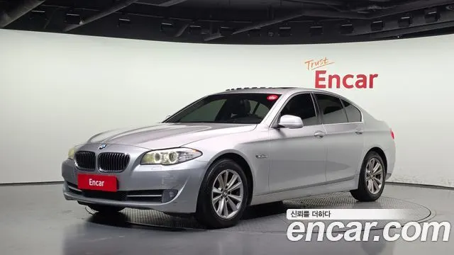 BMW 5 SERIES 2012