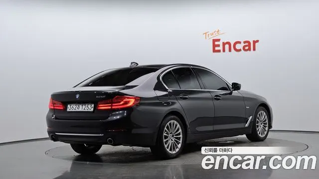 BMW 5 SERIES 2020