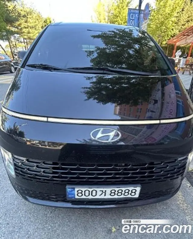 HYUNDAI STARIA 2023