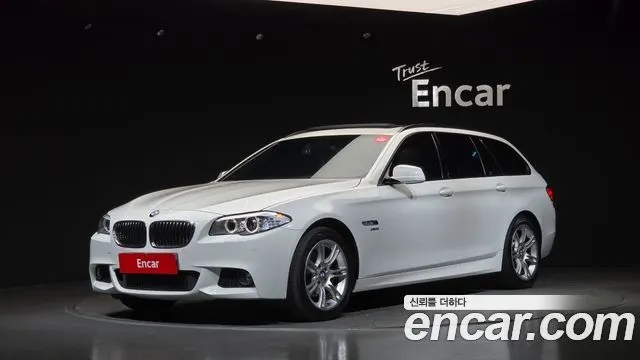 BMW 5 SERIES 2012