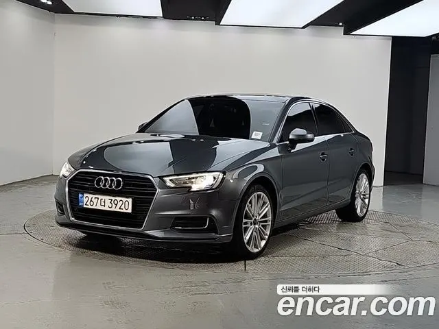 AUDI A3 2018
