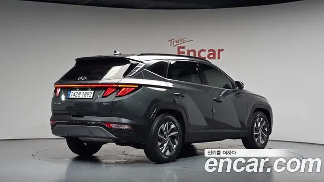 HYUNDAI TUCSON HYBRID — из Кореи под ключ
